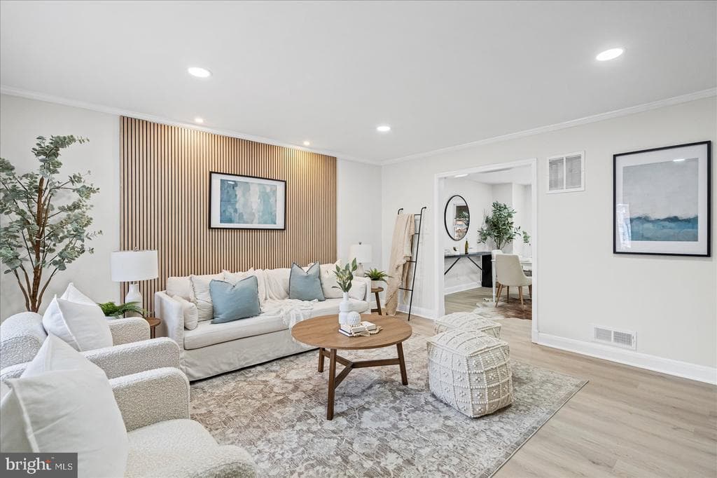 MD,BALTIMORE CITY - 254900