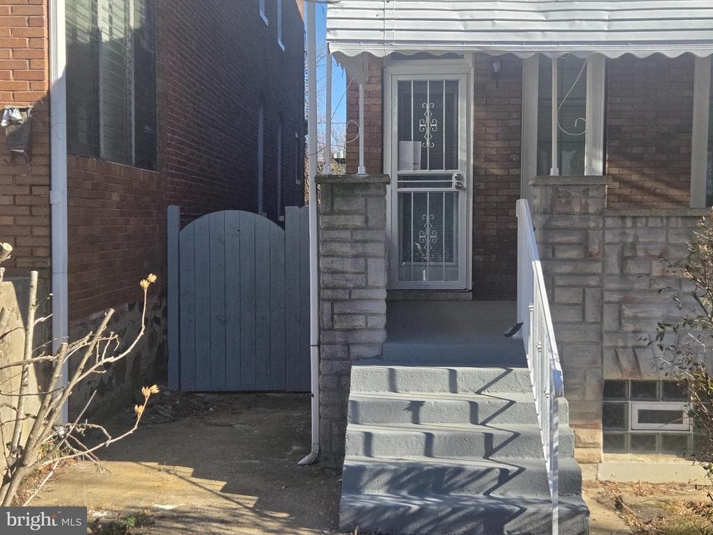1405 N LONGWOOD ST,BALTIMORE,MD,21216,BALTIMORE CITY - 195000