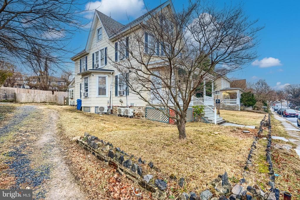 4309 VALLEY VIEW AVE,BALTIMORE,MD,21206,BALTIMORE CITY - 260000