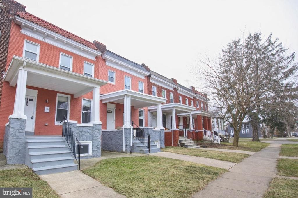 3025 W GARRISON AVE,BALTIMORE,MD,21215,BALTIMORE CITY - 189000