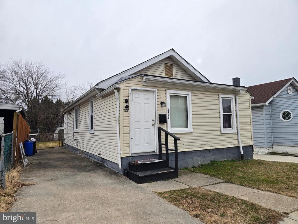6909 FAIT AVE,BALTIMORE,MD,21224,BALTIMORE - 115000