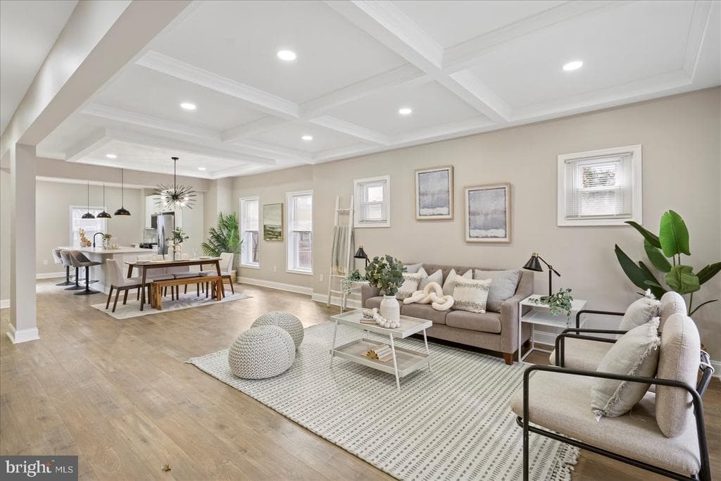 3925 NORFOLK AVE,BALTIMORE,MD,21216,BALTIMORE CITY - 399900