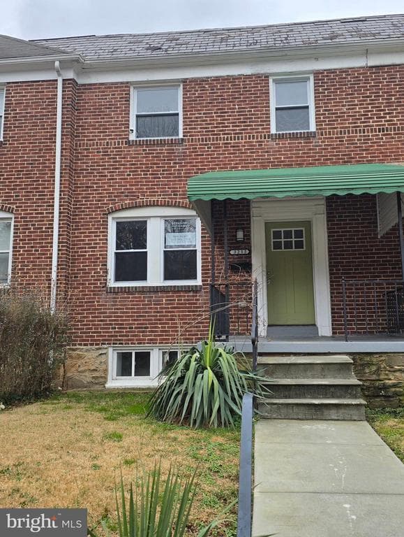 3213 LEIGHTON AVE,BALTIMORE,MD,21215,BALTIMORE CITY - 180000