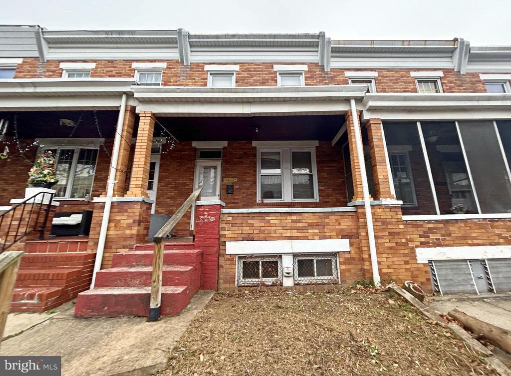 3323 KENYON AVE,BALTIMORE,MD,21213,BALTIMORE CITY - 74900