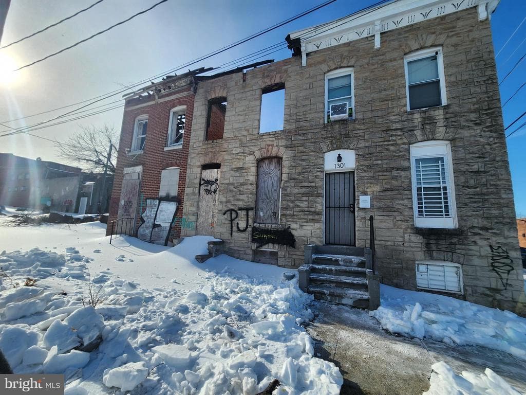 1303 CLIFTVIEW AVE,BALTIMORE,MD,21218,BALTIMORE CITY - 10000