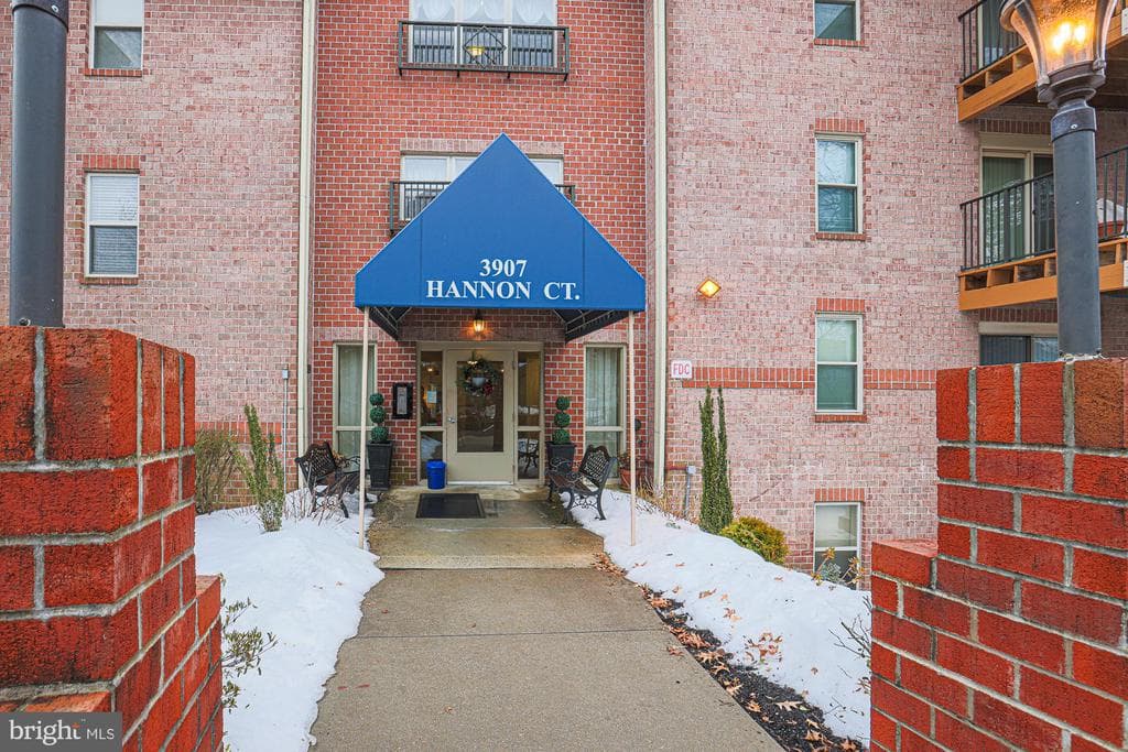 3907 HANNON CT #1F,BALTIMORE,MD,21236,BALTIMORE - 275000
