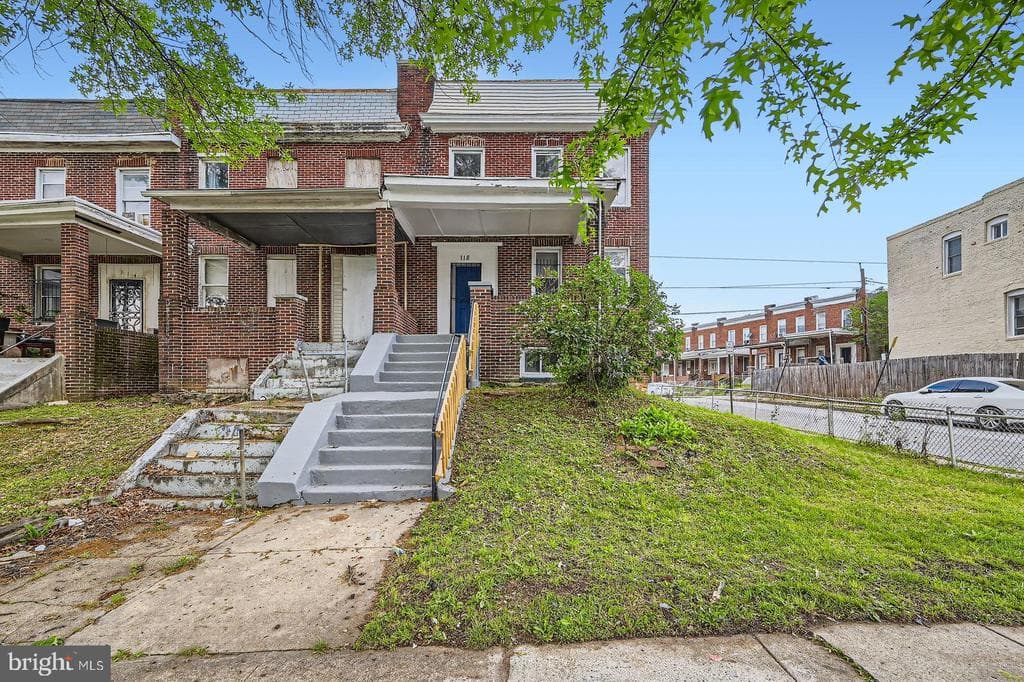 118 N Hilton St, Baltimore, MD 21229-3747, United States - 132900