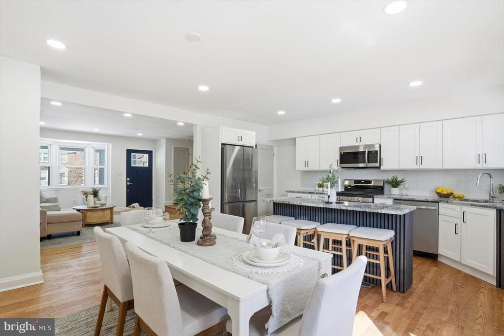 MD,BALTIMORE CITY - 284900