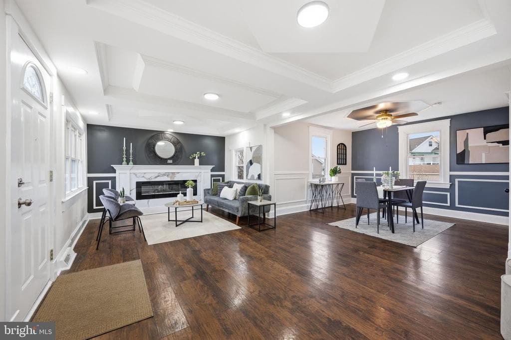 MD,BALTIMORE - 324900