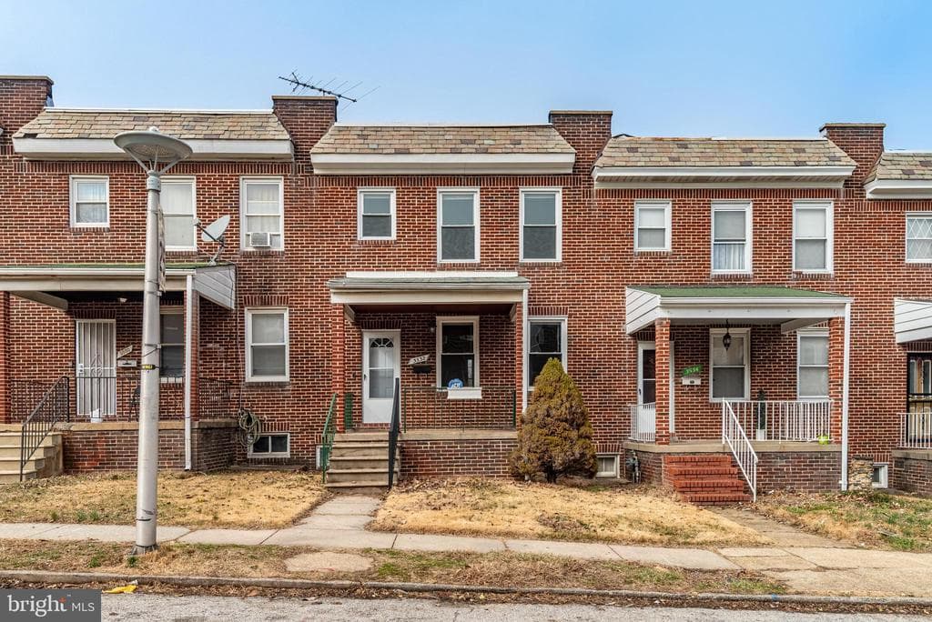 MD,BALTIMORE CITY - 180000