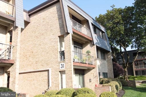 31 Stonehenge Cir, Pikesville, MD 21208-3217, United States