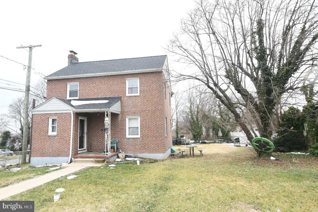 4701 Mannasota Ave, Baltimore, MD 21206-5745, United States - 250000