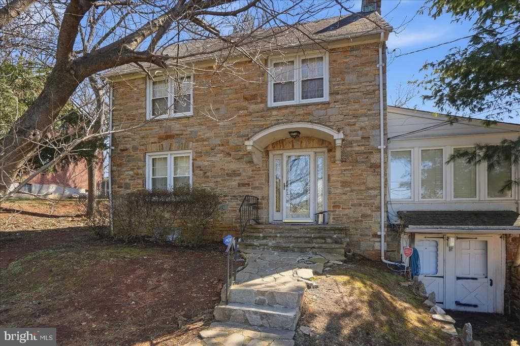 MD,BALTIMORE - 290000