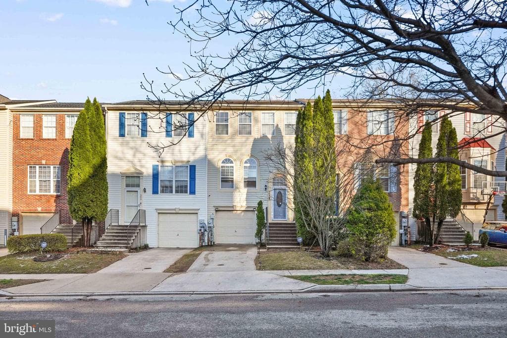 MD,BALTIMORE - 390000