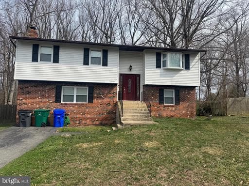 9018 HOLLY AVE, WALDORF, MD, 20601