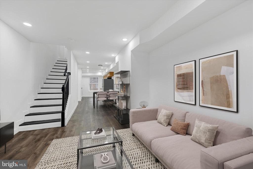 MD,BALTIMORE CITY - 179900