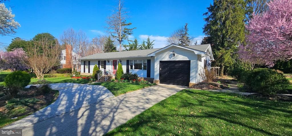 MD,BALTIMORE CITY - 250000