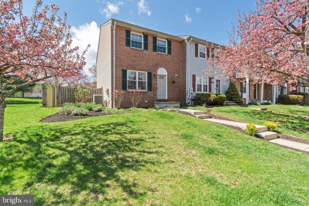 1200 Alexander Ave, Catonsville, MD 21228-2825, United States - 345000