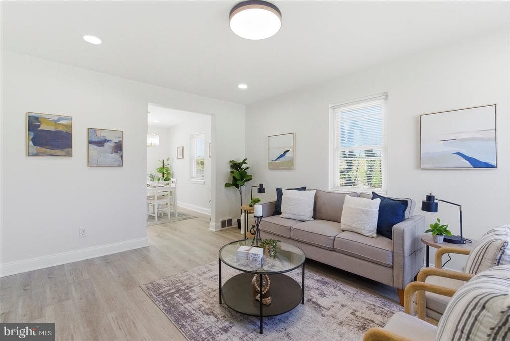 MD,BALTIMORE CITY - 239900