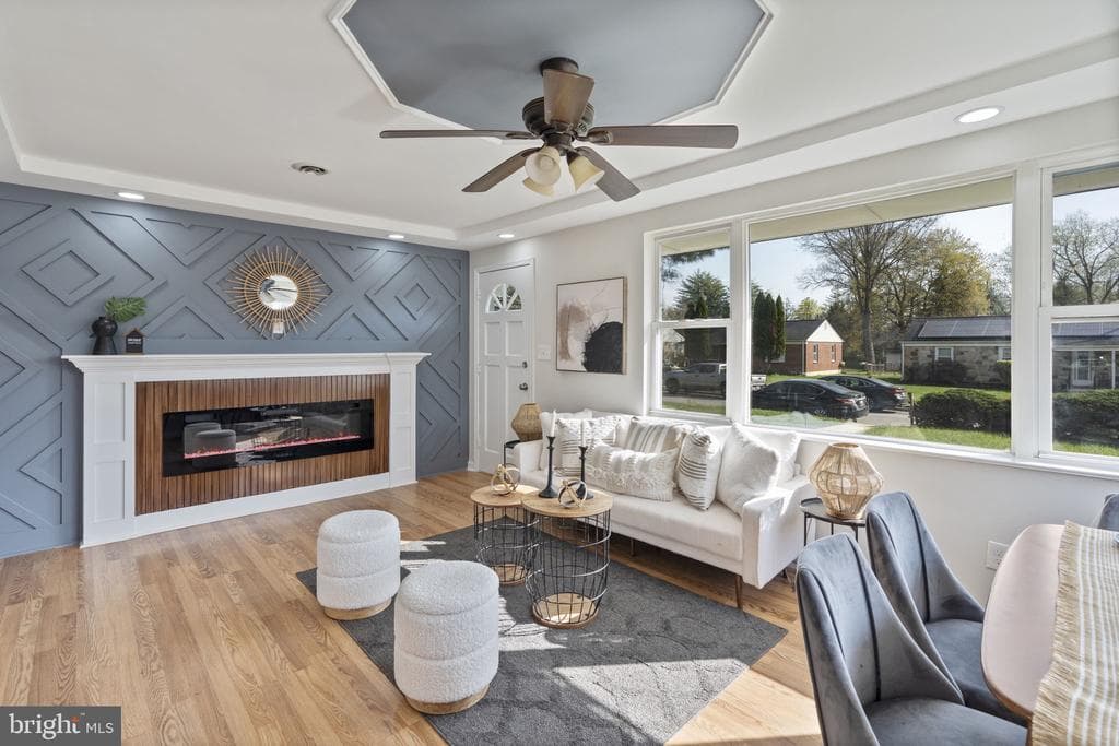 MD,BALTIMORE - 349900