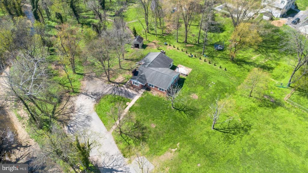 MD,BALTIMORE - 600000