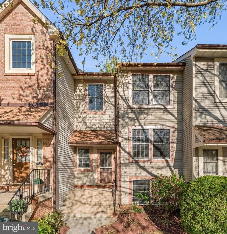 7525 Swan Point Way, Columbia, MD 21045-5008, United States - 490000