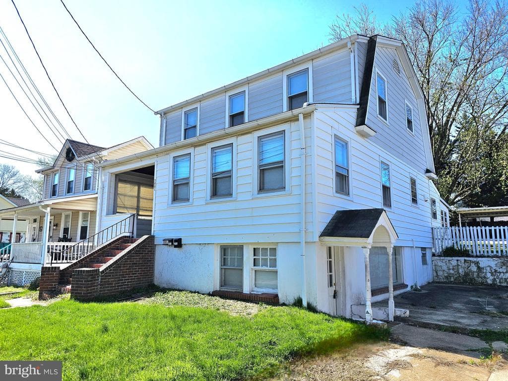 MD,BALTIMORE - 360000