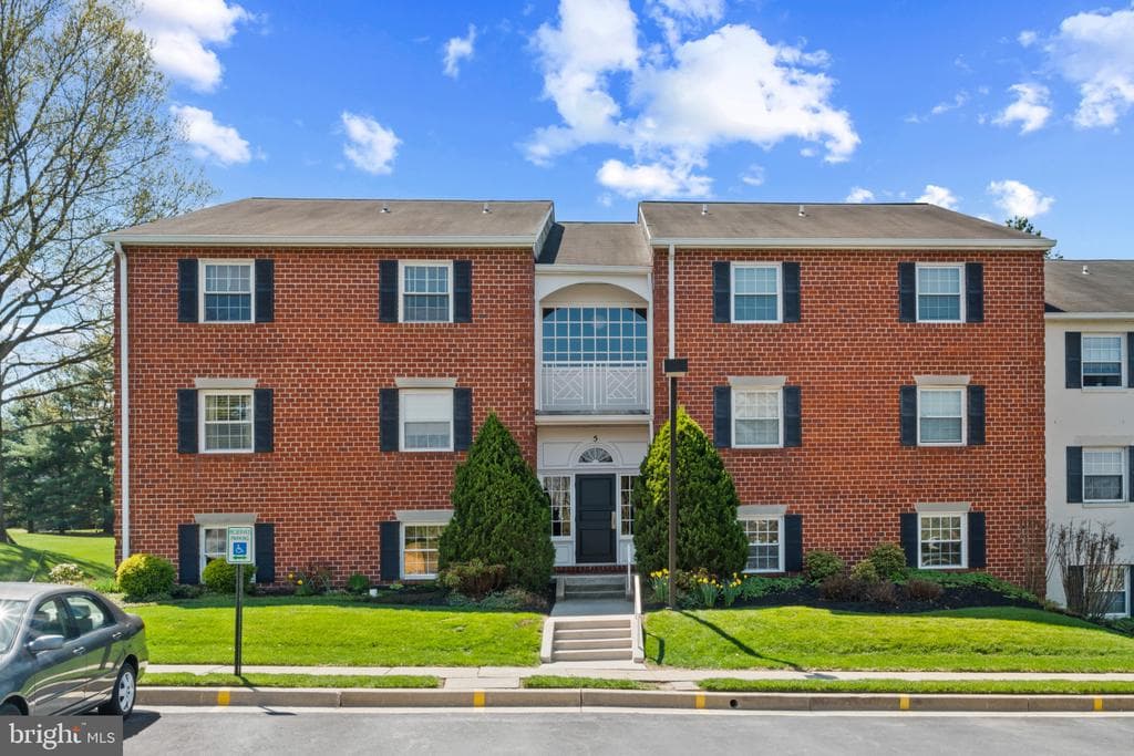 MD,BALTIMORE - 265000