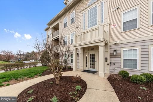 9060 GRACIOUS END CT #201, COLUMBIA, MD, 21046