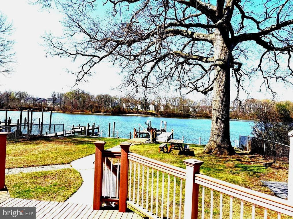 MD,BALTIMORE - 590000