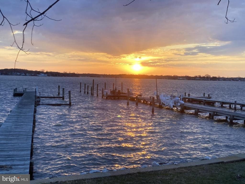 MD,BALTIMORE - 599900