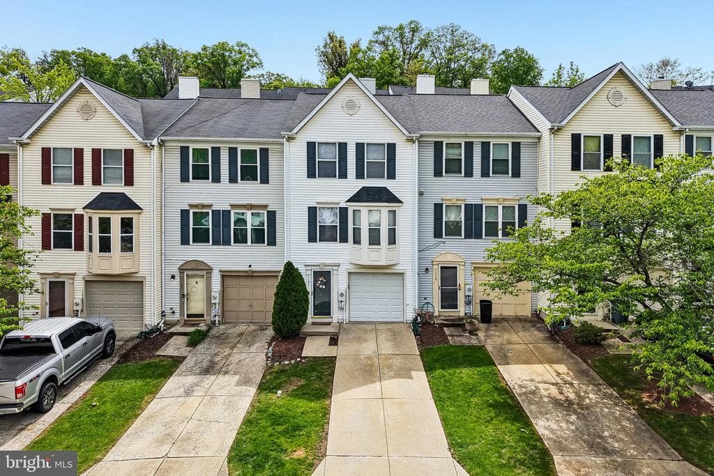 MD,BALTIMORE - 325000
