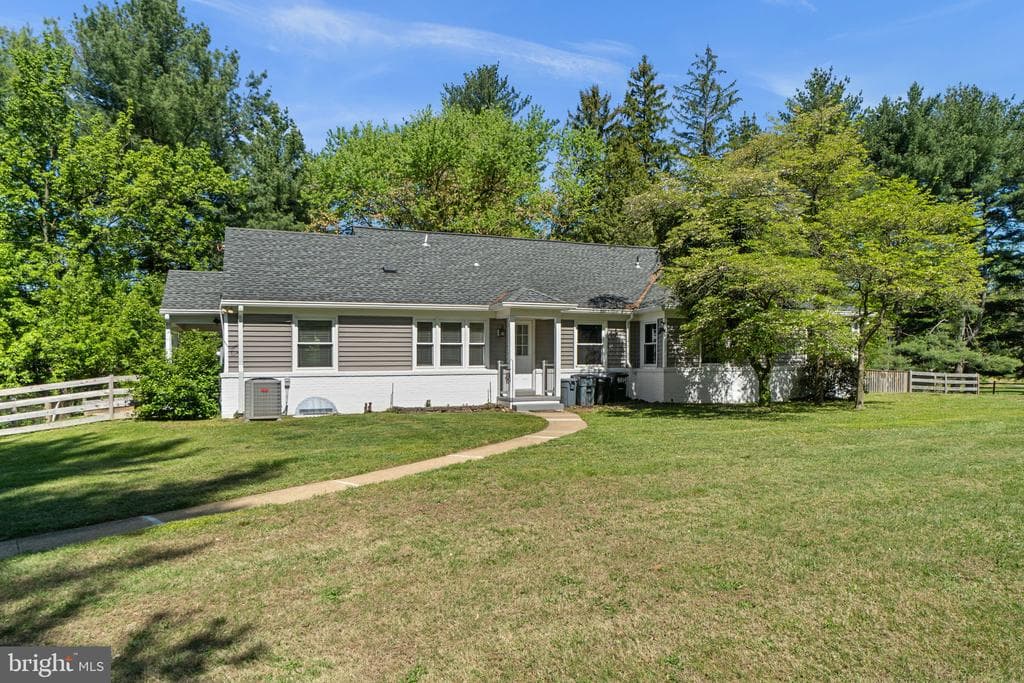 9019 Purdy Ln, Pikesville, MD 21208-1024, United States - 460000