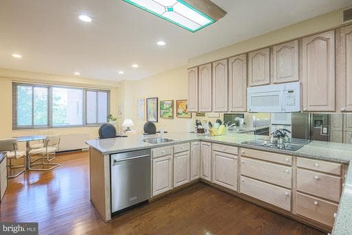 11 Slade Ave, Pikesville, MD 21208-5200, United States
