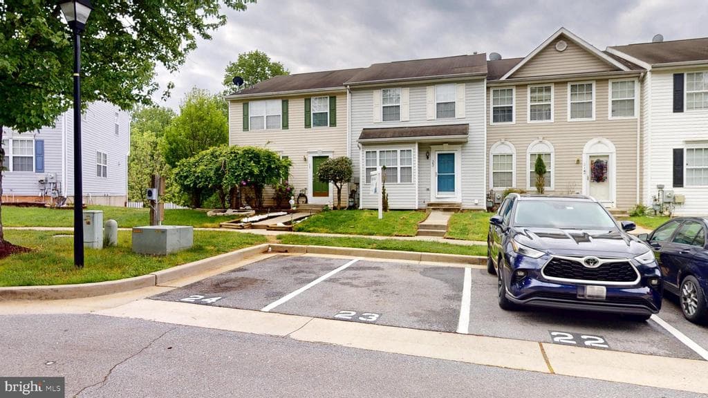23 Bright Sky Ct, Owings Mills, MD 21117-1781, United States - 330000