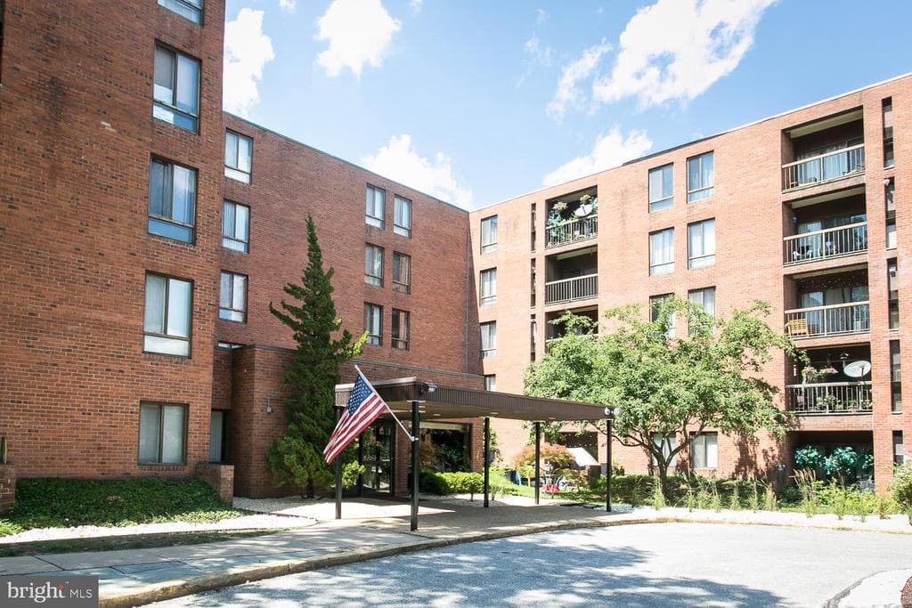 MD,BALTIMORE CITY - 119900