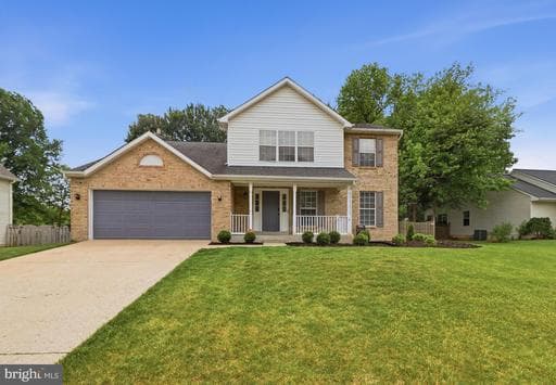 10383 Chamberlin Ct E, Waldorf, MD 20601-3946, United States