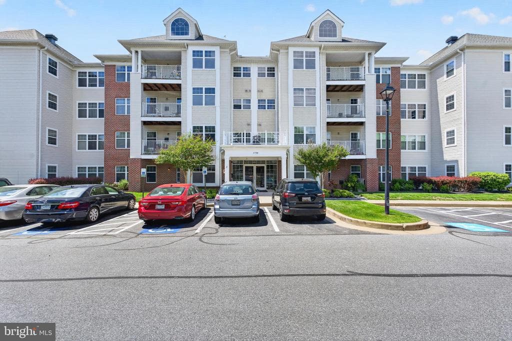 MD,BALTIMORE - 299000