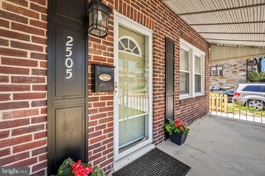 MD,BALTIMORE CITY - 329990