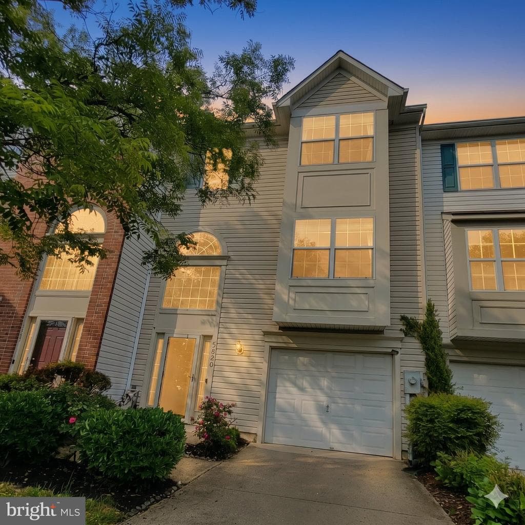 5820 Blue Sky, Elkridge, MD 21075-5972, United States - 529900