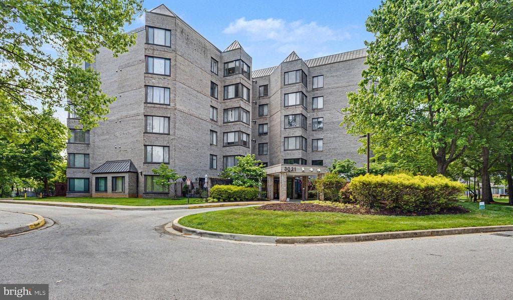 3021 Fallstaff Rd, Baltimore, MD 21209-2957, United States - 225000
