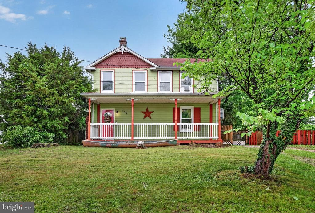104 Waelchli Ave, Halethorpe, MD 21227-2543, United States - 310000