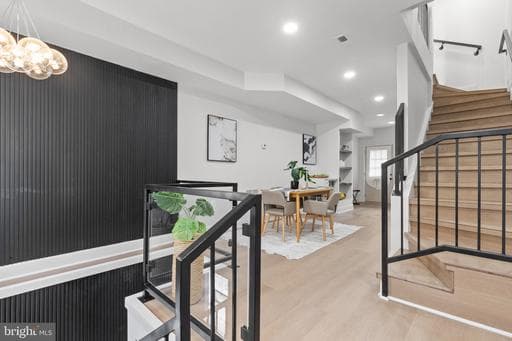 124 N MOUNT ST, BALTIMORE, MD, 21223