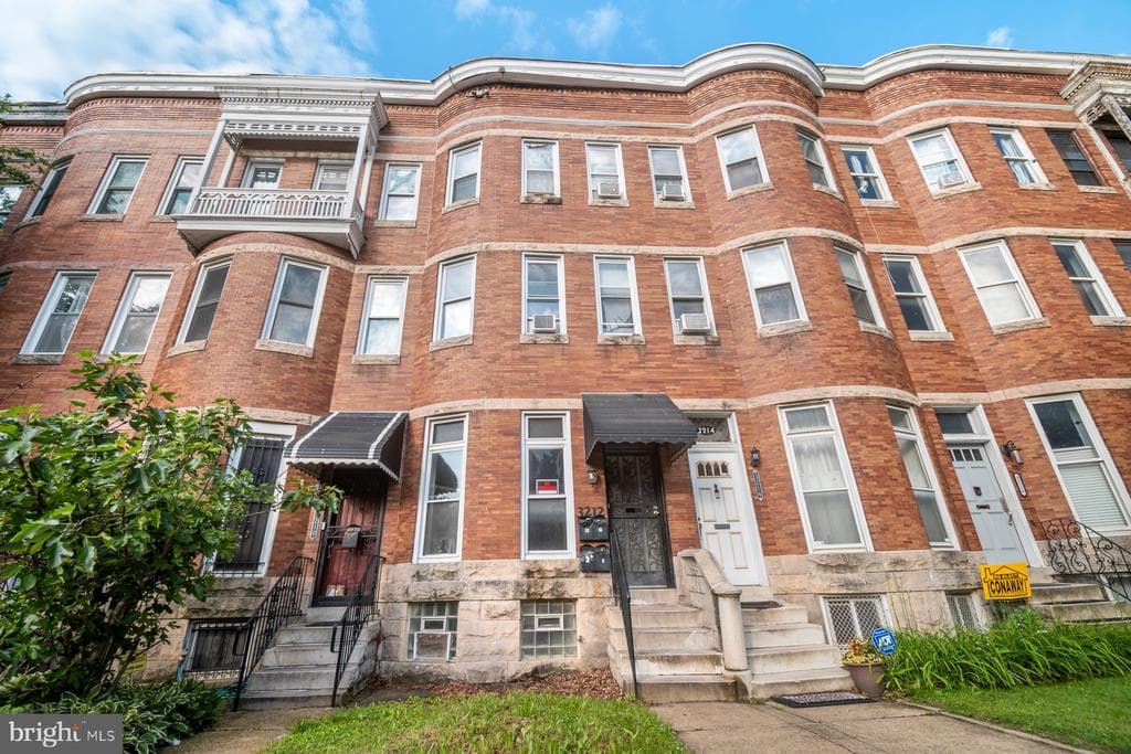 MD,BALTIMORE CITY - 299900