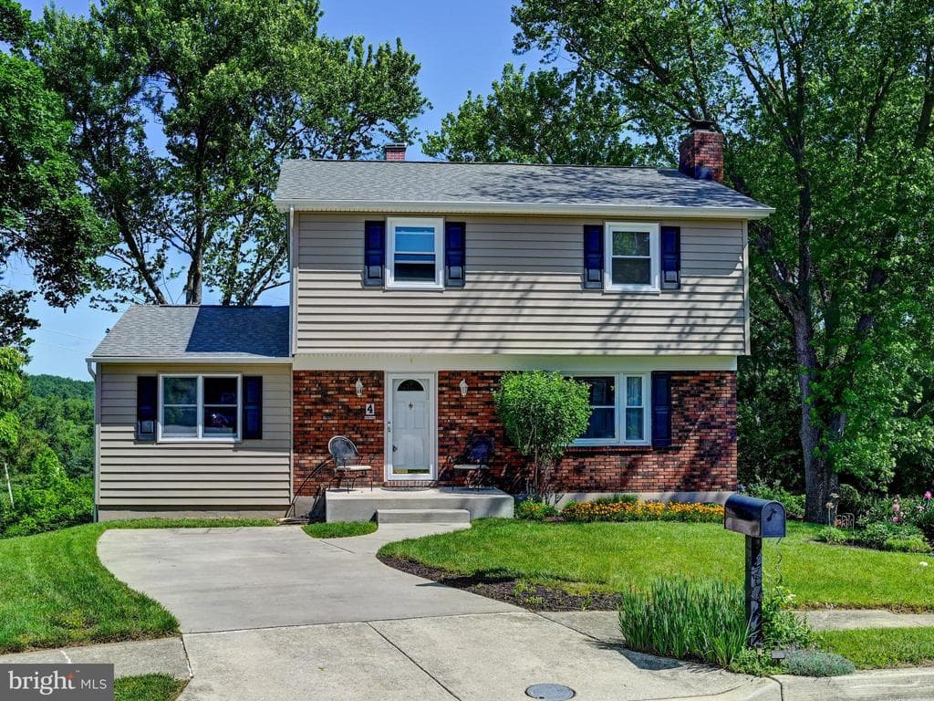 4 Harlow Ct, Cockeysville, MD 21030-2810, United States - 469000