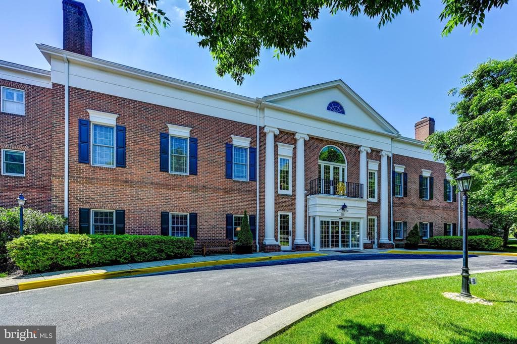 MD,BALTIMORE - 215000