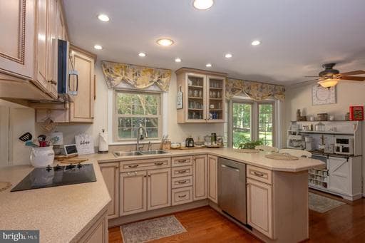 9150 CEDAR ST, LA PLATA, MD, 20646
