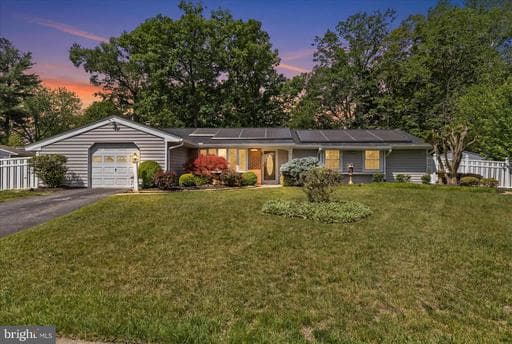5516 Jeffrey Cir, Waldorf, MD 20601-3220, United States