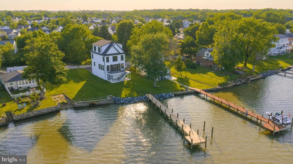 MD,BALTIMORE - 1050000