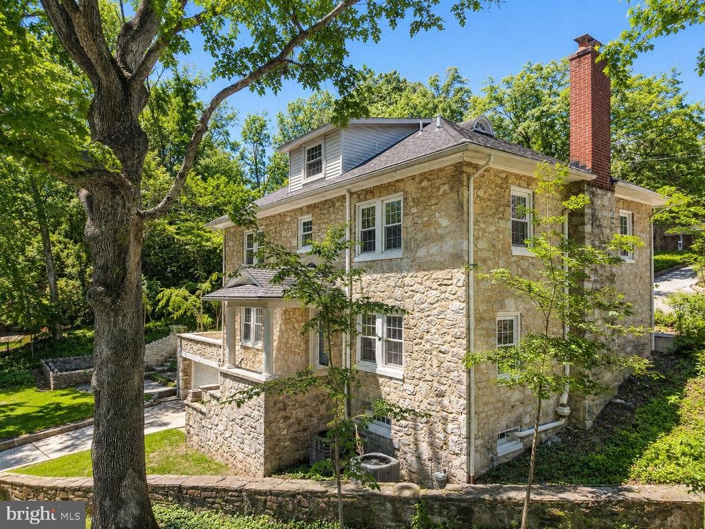 MD,BALTIMORE - 925000